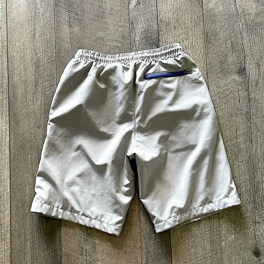 NWOT! Big Boys Eddie Bauer Grey and Blue Swim Trunks. Size Medium 8/10.